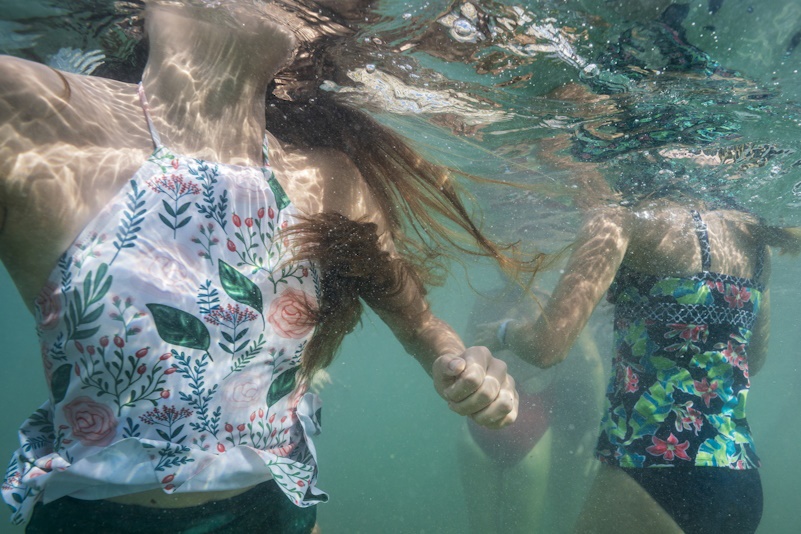 Deb Achak – The Aquatic Street