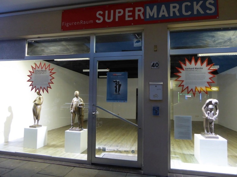 Schaufensterausstellung: Zwischen Menschen