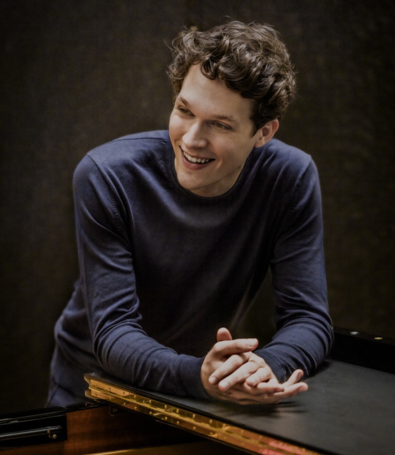 Musikfest Bremen: Lukas Sternath – Pianistischer Überflieger
