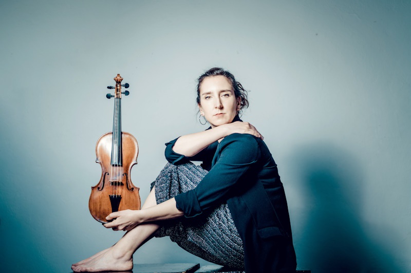 Maria Carrasco – Unum